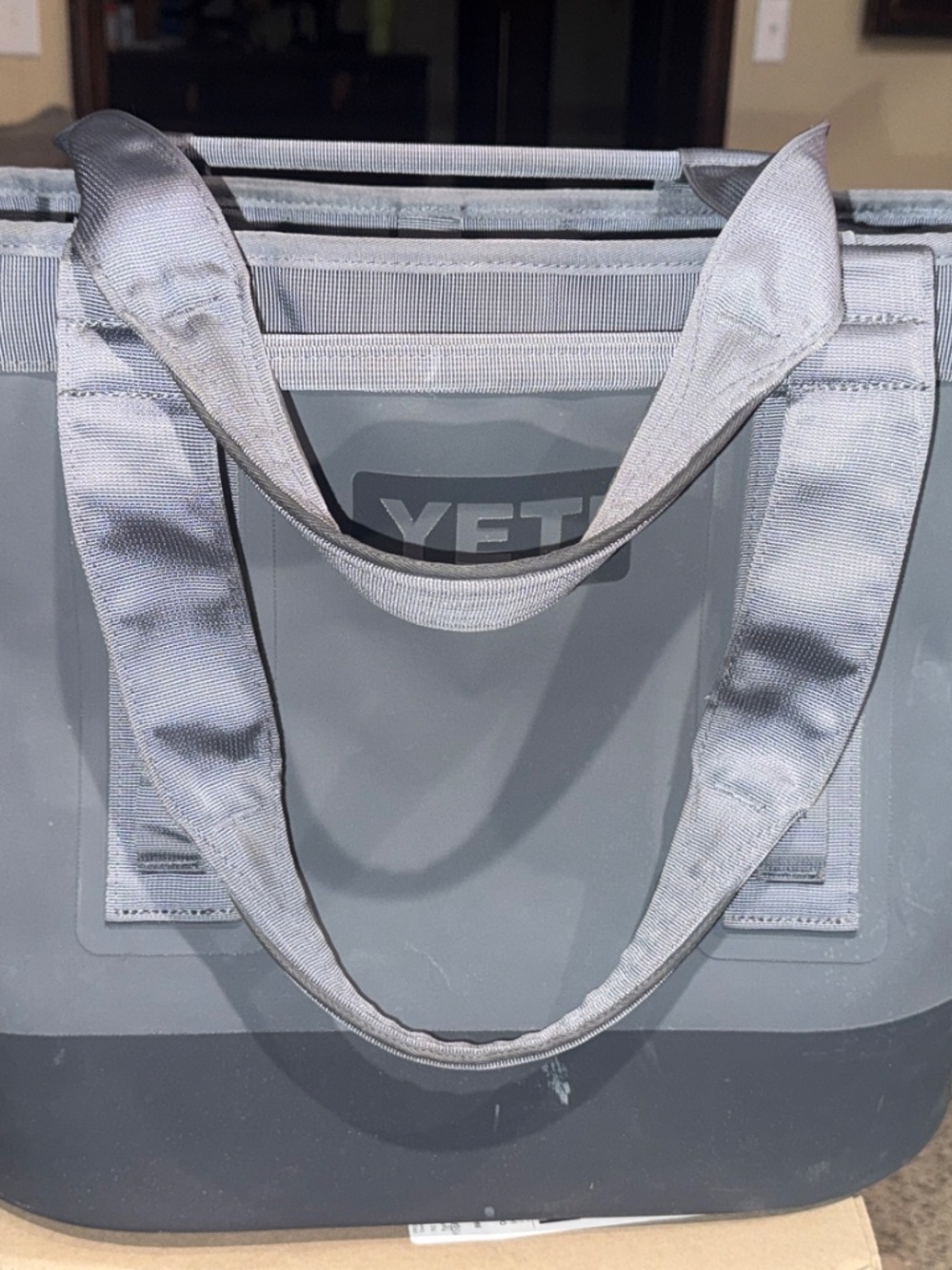 YETI Camino Carryall 35 – Storm Gray - Picture 2 of 5